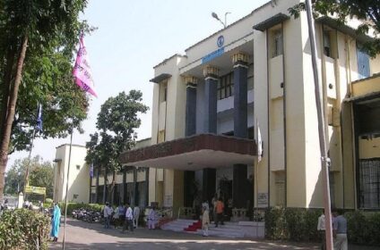 Katni Arts and Commerce College